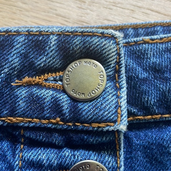 TOPSHOP dark denim button skirt - Picture 4 of 9